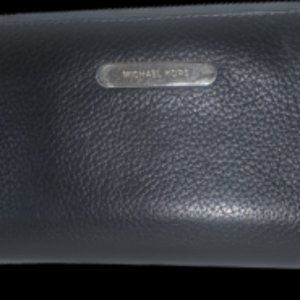Michael Kors Jet Set Zip Around Wallet